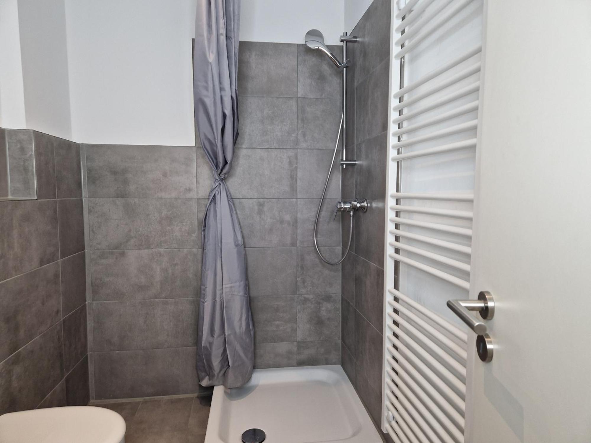 Meribu H1 Wohnung Fuer Monteure Und Arbeiter 겔젠키르헨 외부 사진