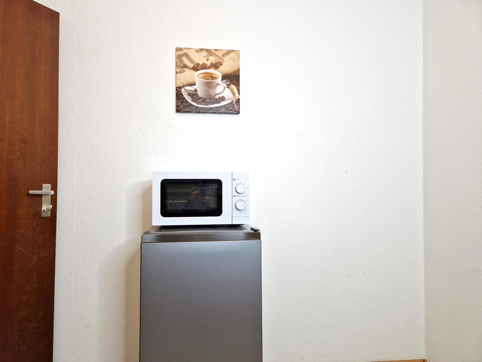 Meribu H1 Wohnung Fuer Monteure Und Arbeiter 겔젠키르헨 외부 사진
